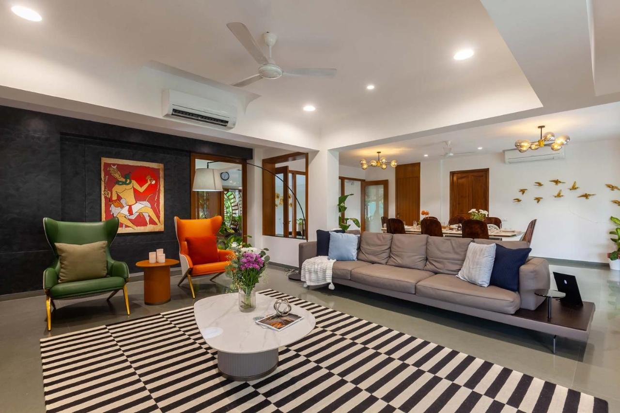 Villa Sereno By Stayvista - An Elegant And Entertaining Retreat Featuring A Swimming Pool, Outdoor Jacuzzi, Modern Interiors, And A Snooker Table Alībāg Ngoại thất bức ảnh