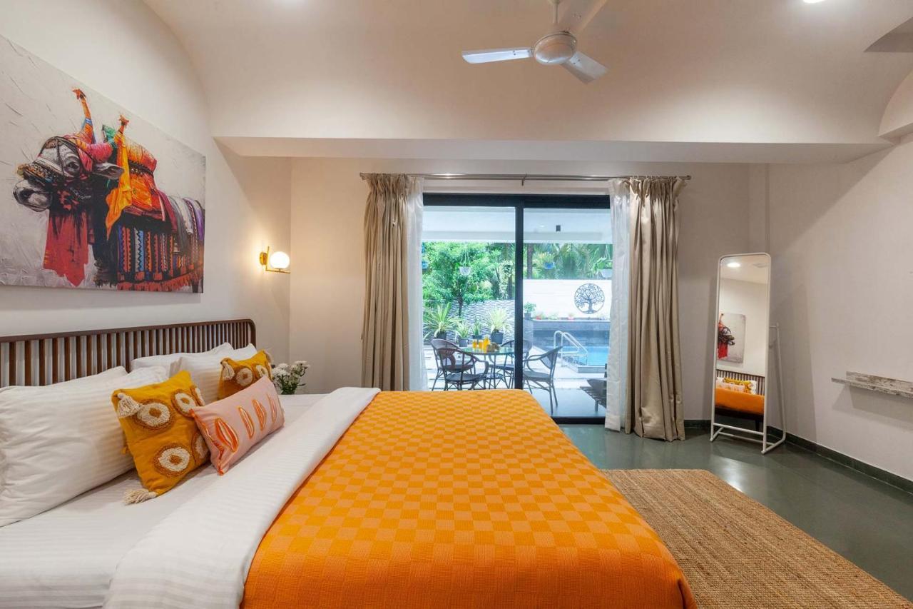 Villa Sereno By Stayvista - An Elegant And Entertaining Retreat Featuring A Swimming Pool, Outdoor Jacuzzi, Modern Interiors, And A Snooker Table Alībāg Ngoại thất bức ảnh