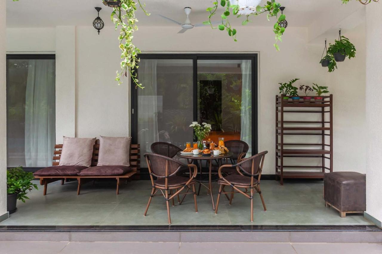 Villa Sereno By Stayvista - An Elegant And Entertaining Retreat Featuring A Swimming Pool, Outdoor Jacuzzi, Modern Interiors, And A Snooker Table Alībāg Ngoại thất bức ảnh