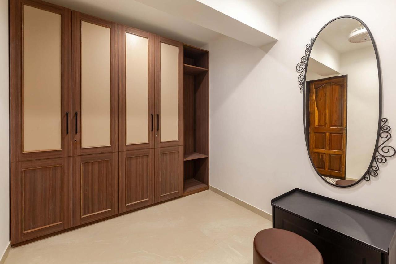Villa Sereno By Stayvista - An Elegant And Entertaining Retreat Featuring A Swimming Pool, Outdoor Jacuzzi, Modern Interiors, And A Snooker Table Alībāg Ngoại thất bức ảnh