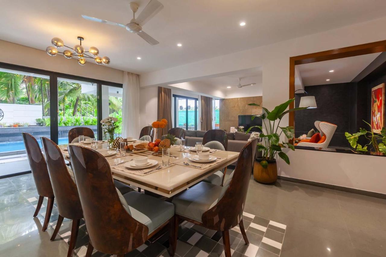 Villa Sereno By Stayvista - An Elegant And Entertaining Retreat Featuring A Swimming Pool, Outdoor Jacuzzi, Modern Interiors, And A Snooker Table Alībāg Ngoại thất bức ảnh