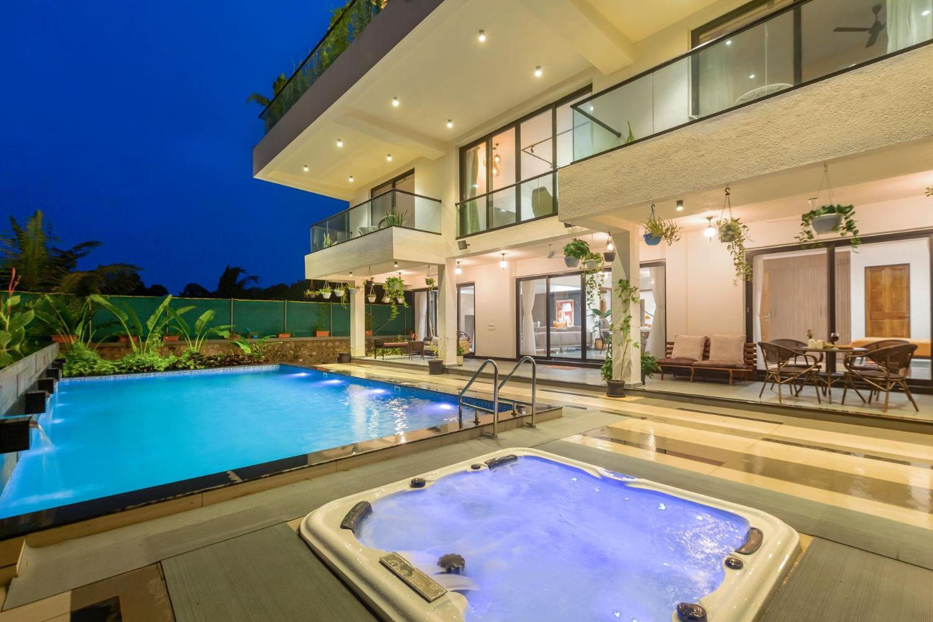 Villa Sereno By Stayvista - An Elegant And Entertaining Retreat Featuring A Swimming Pool, Outdoor Jacuzzi, Modern Interiors, And A Snooker Table Alībāg Ngoại thất bức ảnh